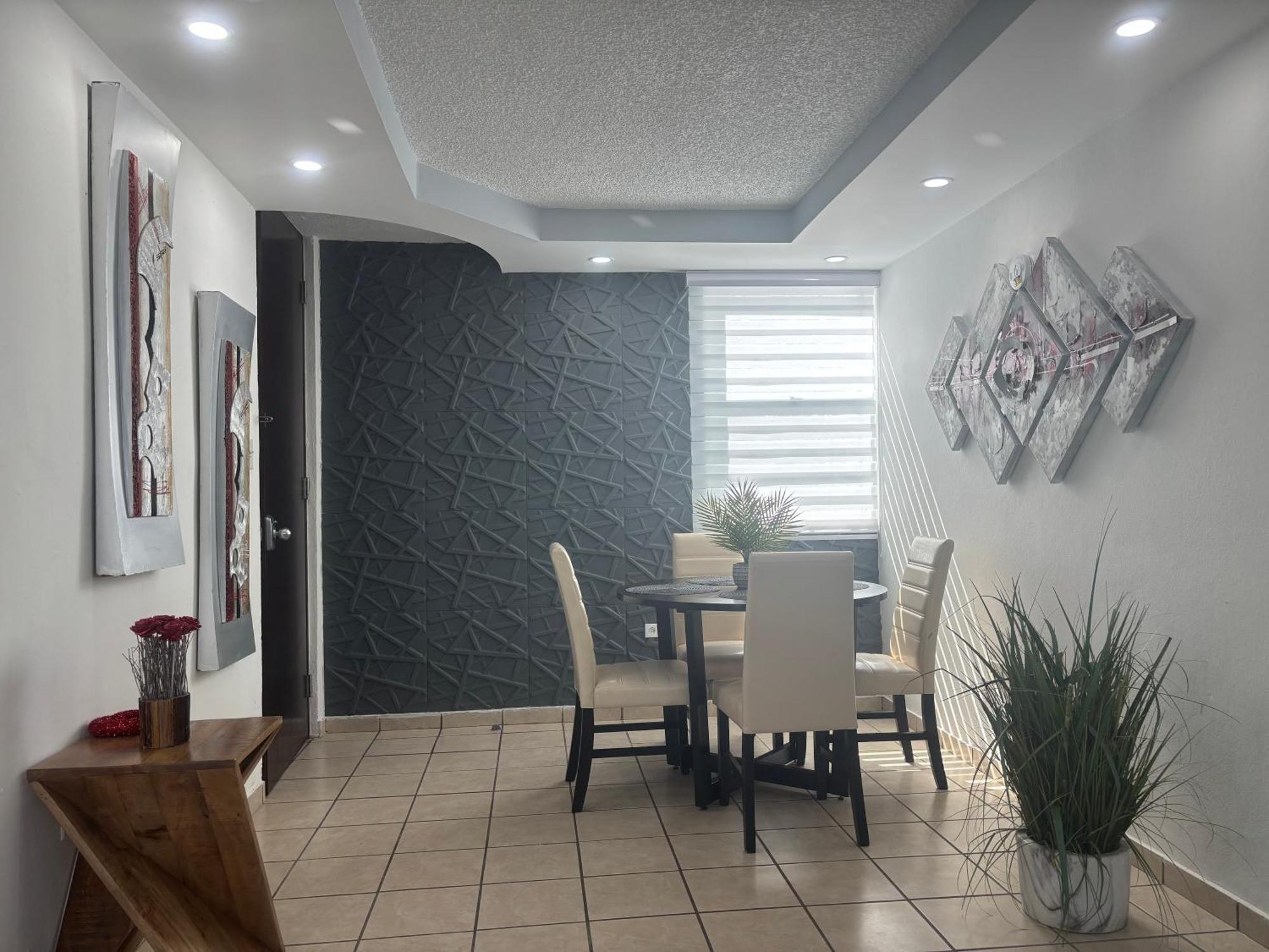 Private Apartment Near Sju Solar Battery Carolina Kültér fotó